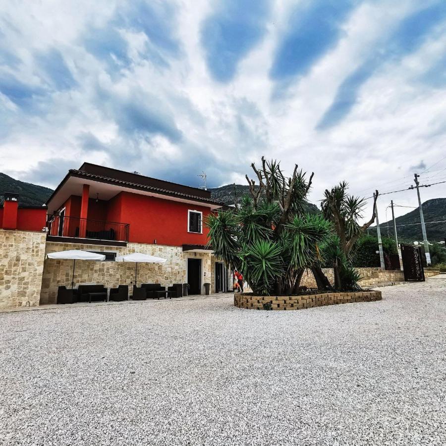 泰拉奇纳 Il Sentiero Di Leano酒店 外观 照片